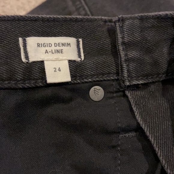 Madewell Rigid Denim A-Line Mini Skirt Lunar Black Wash Button-Front Edition-24 - Picture 10 of 12